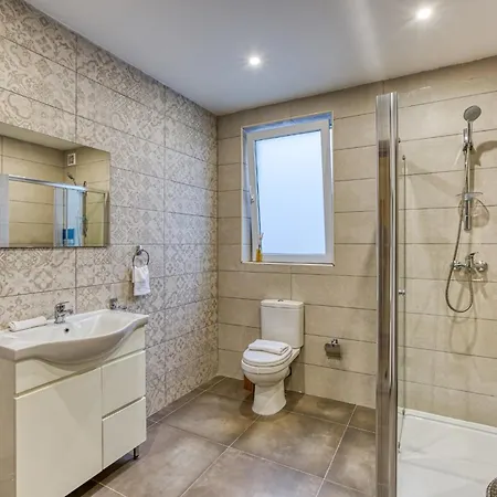 Luxury Living In St Julians With Spacious Terrace By 360 Estates Daire Saint Julian's