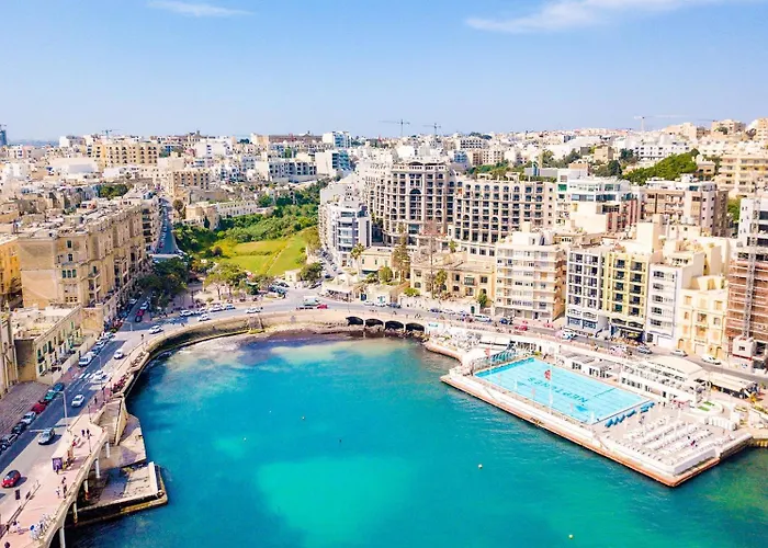 Luxury Living In St Julians With Spacious Terrace By 360 Estates Apartament St. Julian's
