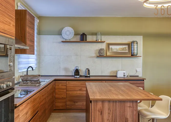 Daire Luxury Living In St Julians With Spacious Terrace By 360 Estates *