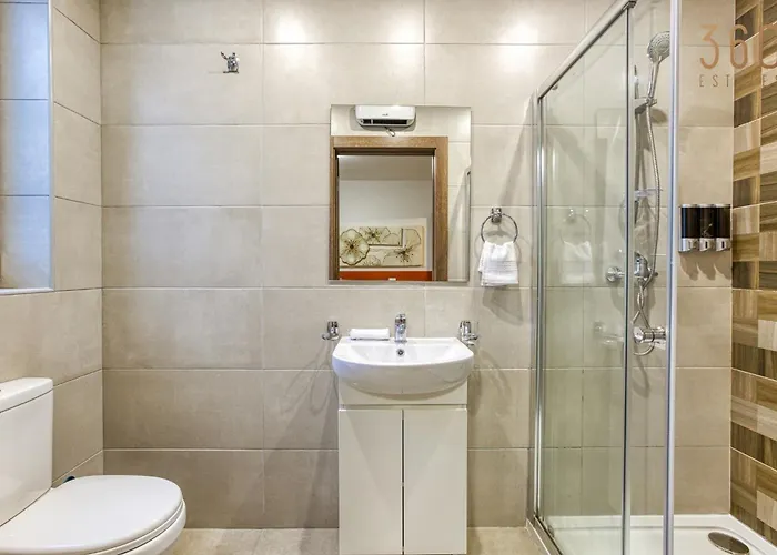 Luxury Living In St Julians With Spacious Terrace By 360 Estates Daire