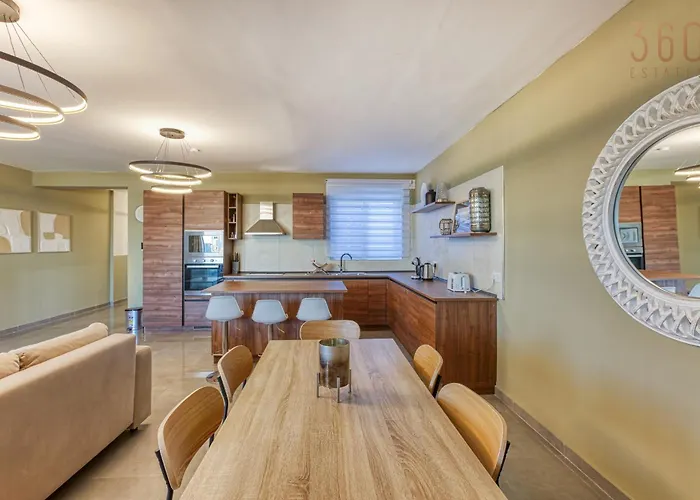Luxury Living In St Julians With Spacious Terrace By 360 Estates Appartement San Ġiljan